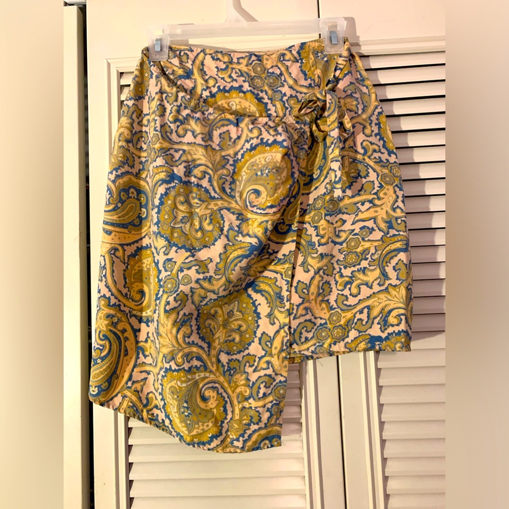LIMITED AMERICA vintage skirt 100% silk Sz Medium Wrap Around